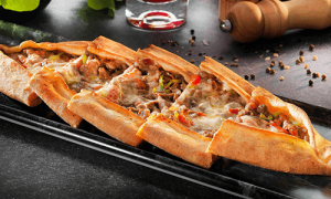 Kuşbaşılı Pide